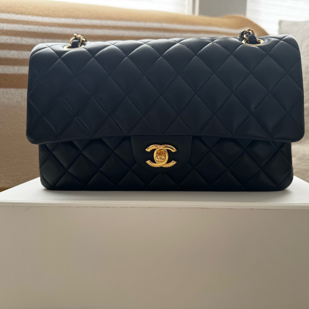 (SOLD) Chanel Classic Flap Bag M/L Black GHW